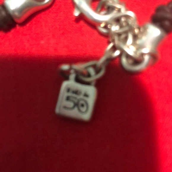 UNO are 50 chocker necklace with blue charm - Picture 4 of 4